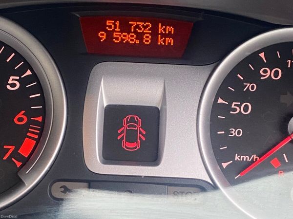 Renault Clio Hatchback, Ethanol Petrol, 2010, Gold