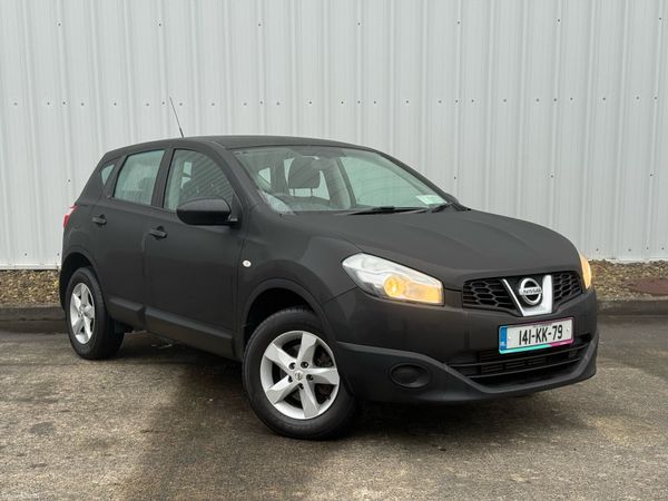 Nissan Qashqai Hatchback, Diesel, 2014, Black