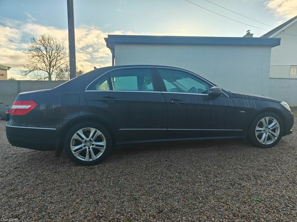 Mercedes-Benz E-Class Saloon, Diesel, 2012, Black