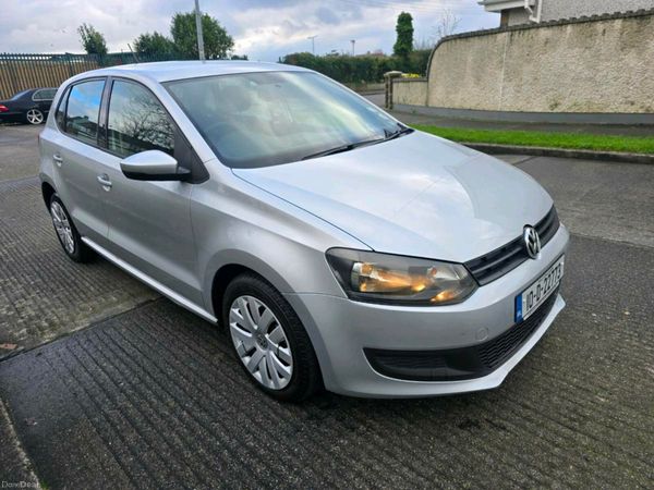 Volkswagen Polo Hatchback, Petrol, 2010, Silver