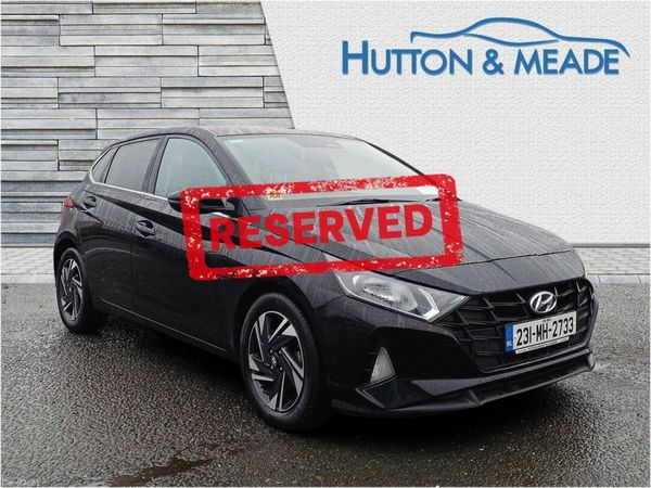 Hyundai i20 Hatchback, Petrol, 2023, Black