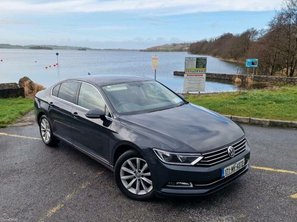 Volkswagen Passat Saloon, Diesel, 2017, Grey