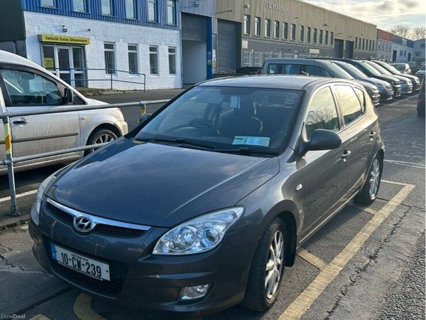 Hyundai i30 Hatchback, Diesel, 2010, Grey