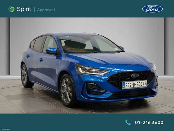 Ford Focus Hatchback, Petrol, 2023, Blue