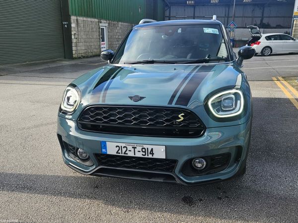 Mini Countryman Estate/Jeep, Petrol Plug-in Hybrid, 2021, Green