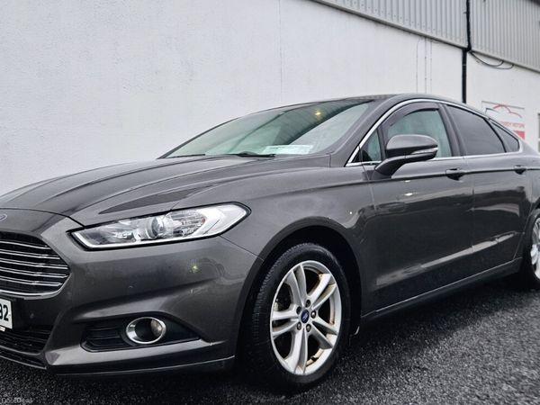 Ford Mondeo Hatchback, Diesel, 2015, Grey