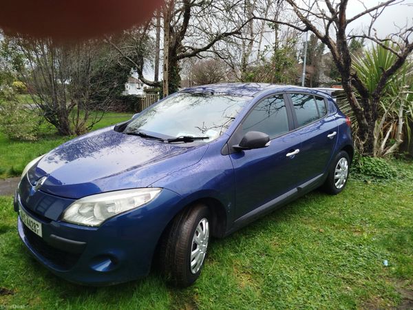 Renault Megane Hatchback, Petrol, 2010, Blue