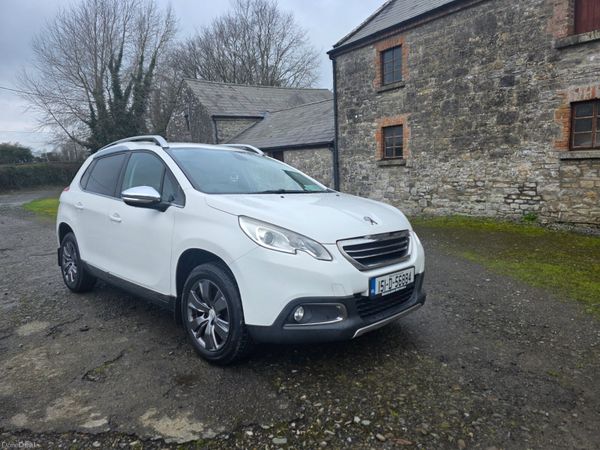 Peugeot 2008 SUV, Petrol, 2015, White