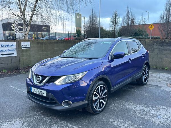 Nissan Qashqai SUV, Diesel, 2017, Blue