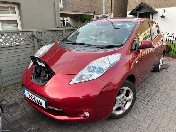 Nissan Leaf Hatchback, Electric, 2012, Red