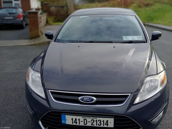 Ford Mondeo Hatchback, Diesel, 2014, Grey
