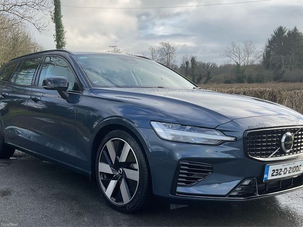 Volvo V60 Estate, Petrol Plug-in Hybrid, 2023, Blue