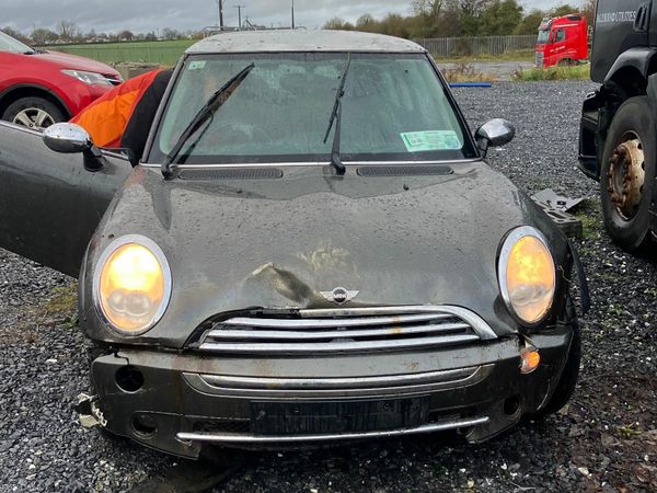 Mini Cooper Hatchback, Petrol, 2006, Grey
