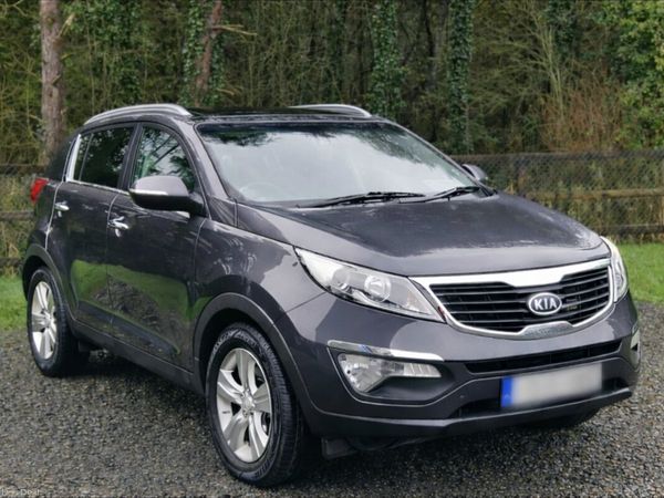 Kia Sportage SUV, Diesel, 2012, Silver