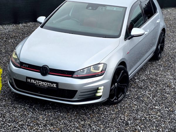 Volkswagen Golf Hatchback, Petrol, 2014, Silver