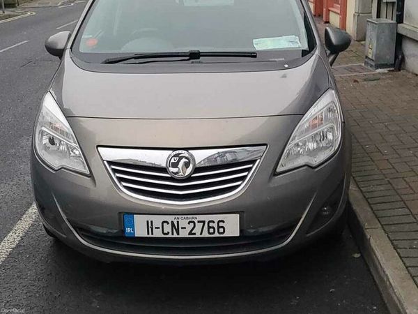 Vauxhall Meriva MPV, Diesel, 2011, Brown
