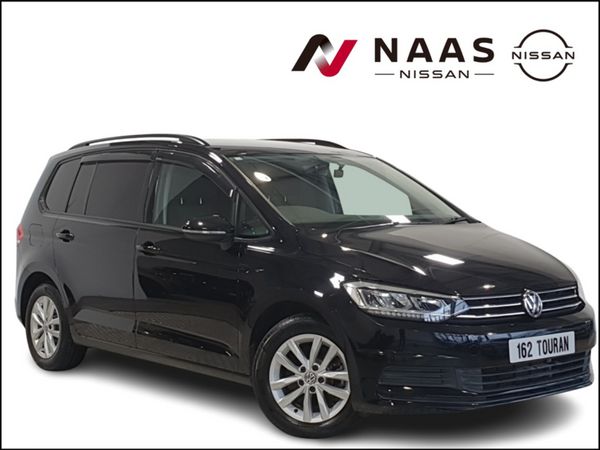 Volkswagen Touran MPV, Petrol, 2016, Black