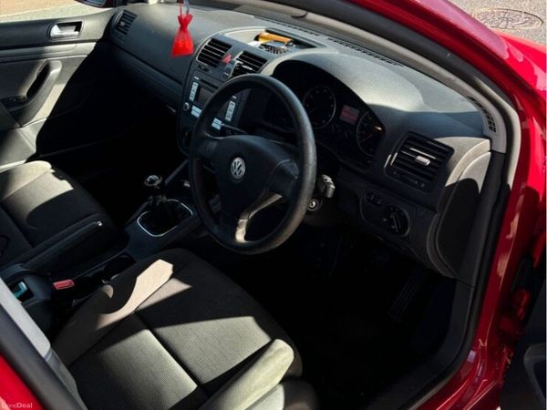 Volkswagen Golf Hatchback, Petrol, 2008, Red