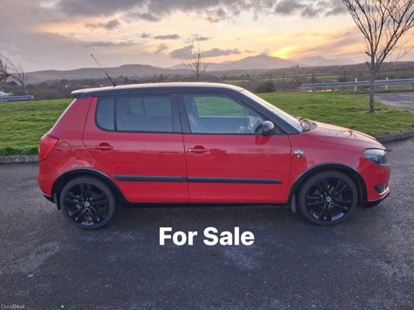 Skoda Fabia Hatchback, Petrol, 2013, Red