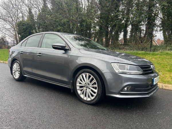 Volkswagen Jetta Saloon, Petrol, 2015, Grey