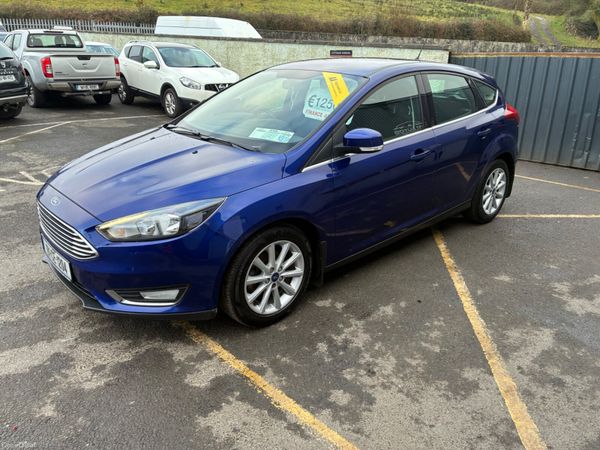 Ford Focus Hatchback, Petrol, 2018, Blue