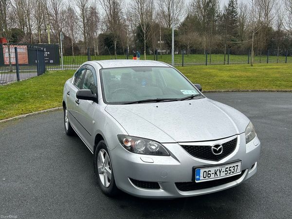 Mazda Mazda3 Saloon, Petrol, 2006, Silver
