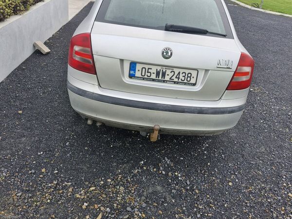 Skoda Octavia Hatchback, Diesel, 2005, Silver