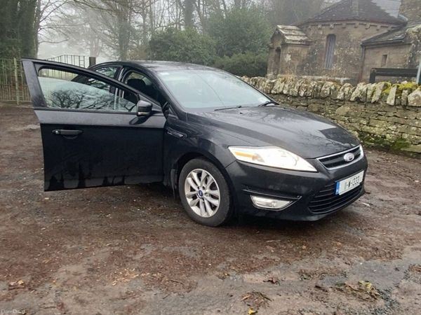 Ford Mondeo Saloon, Diesel, 2011, Black