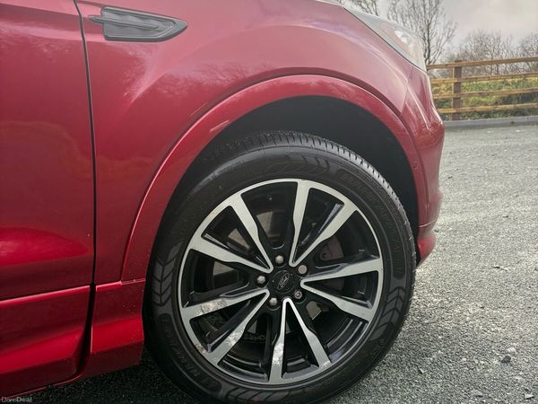 Ford Kuga SUV, Diesel, 2017, Red