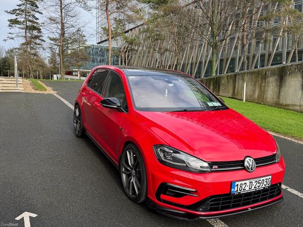 Volkswagen Golf Hatchback, Petrol, 2018, Red