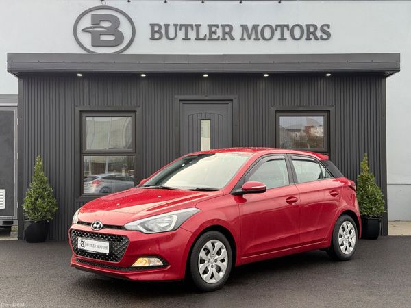 Hyundai i20 Hatchback, Petrol, 2016, Red