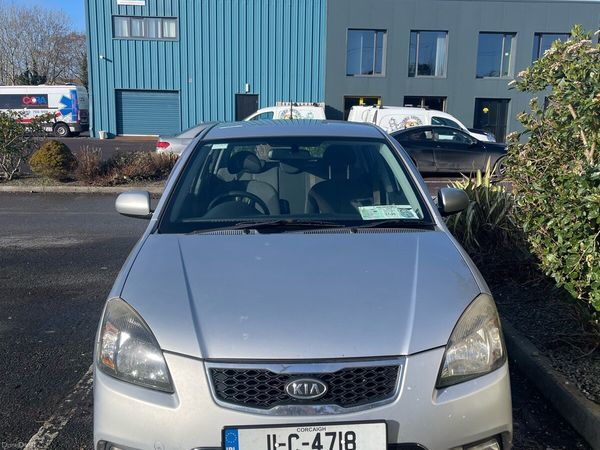 Kia Rio Hatchback, Diesel, 2011, Silver