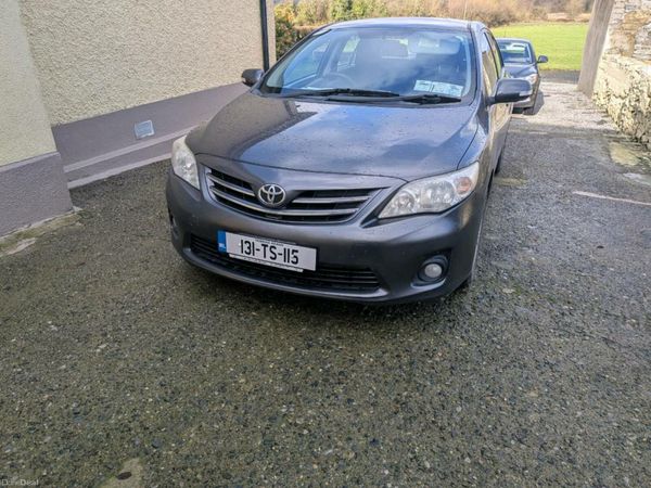 Toyota Corolla Saloon, Diesel, 2013, Grey