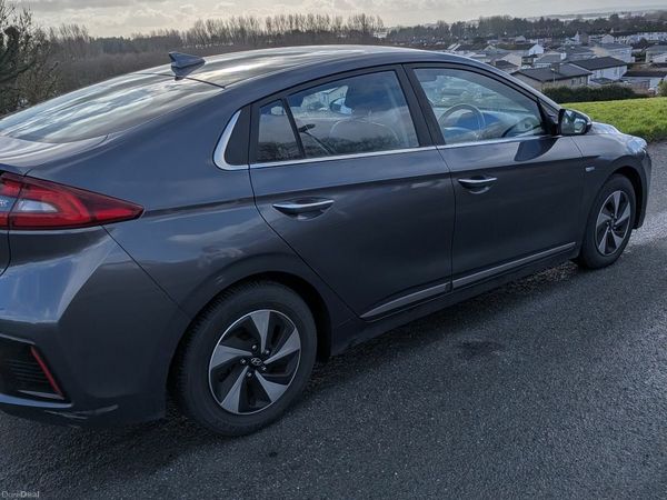 Hyundai IONIQ Hatchback, Petrol Hybrid, 2017, Grey
