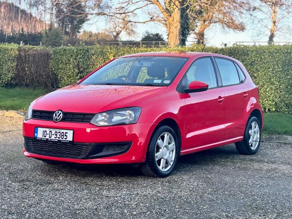 Volkswagen Polo Hatchback, Petrol, 2010, Red