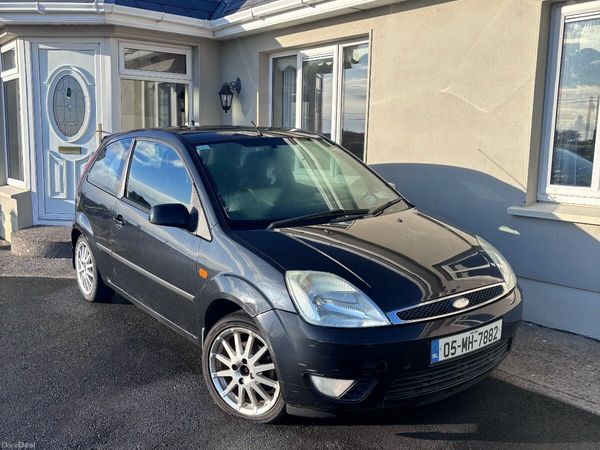 Ford Fiesta Hatchback, Petrol, 2005, Black