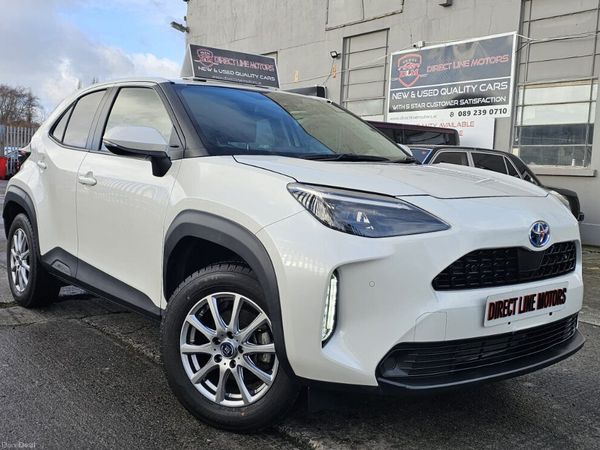 Toyota Yaris Cross SUV, Petrol Hybrid, 2021, White