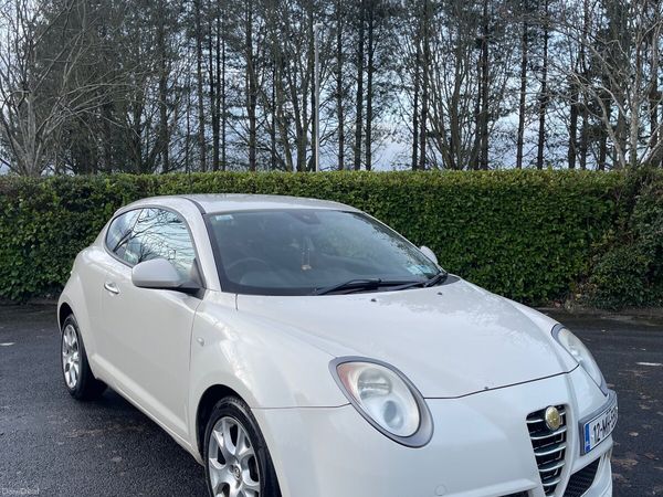 Alfa Romeo Mito Hatchback, Diesel, 2012, White