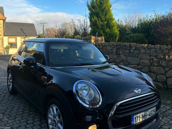 Mini Cooper Hatchback, Diesel, 2017, Black