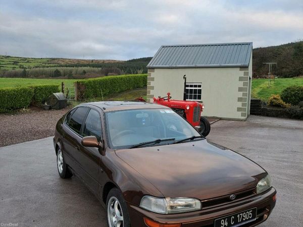 Toyota Corolla Hatchback, Petrol, 1994, Brown