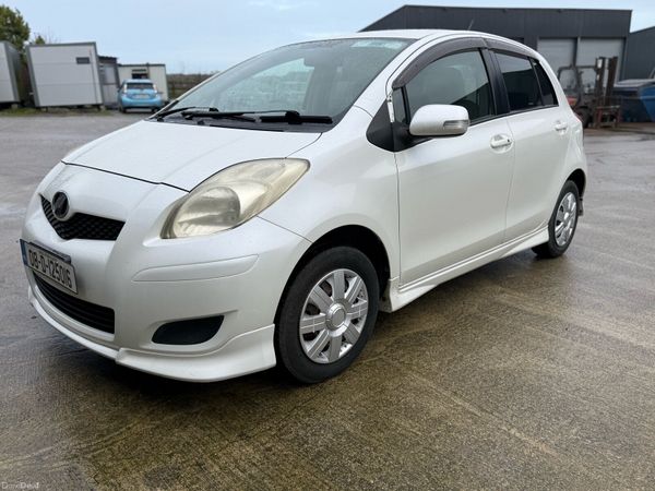 Toyota Vitz Hatchback, Petrol, 2008, White