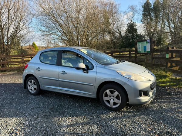 Peugeot 207 Hatchback, Diesel, 2012, Blue