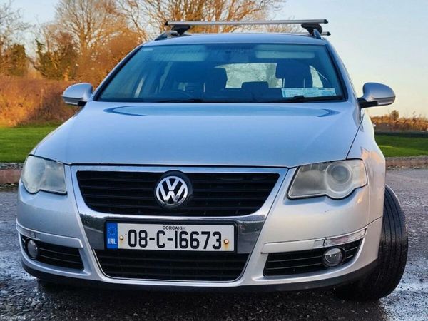 Volkswagen Passat Estate, Petrol, 2008, Silver