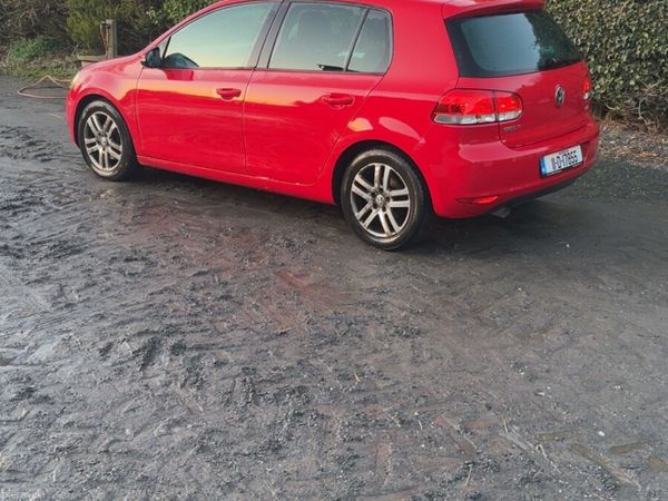 Volkswagen Golf Hatchback, Diesel, 2011, Red