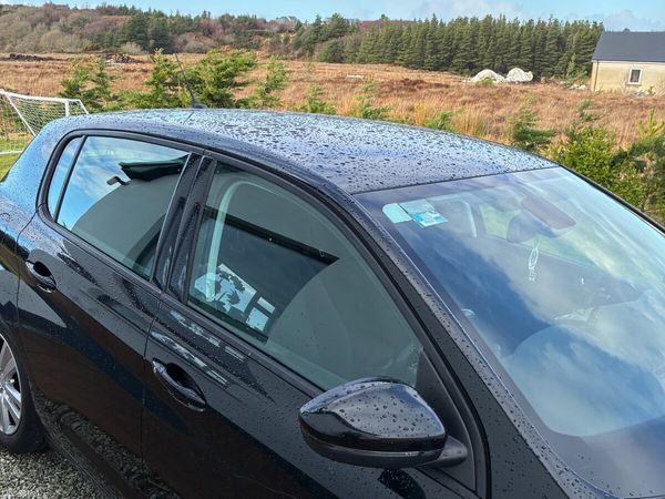 Peugeot 308 Hatchback, Diesel, 2014, Black