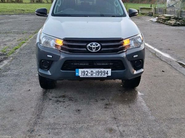Toyota Hilux Pick Up, Diesel, 2019, White