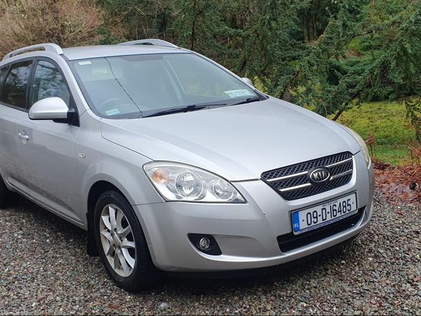 Kia Ceed Estate, Petrol, 2009, Silver