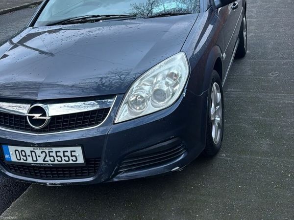 Opel Vectra Saloon, Petrol, 2009, Blue