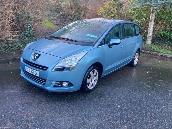 Peugeot 5008 MPV, Diesel, 2010, Blue