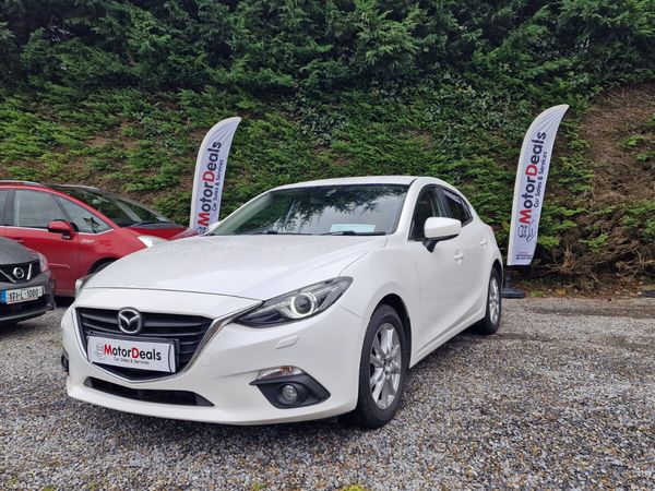 Mazda Mazda3 Hatchback, Petrol, 2015, White
